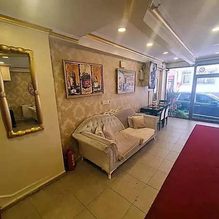 Hotel Sah 3*