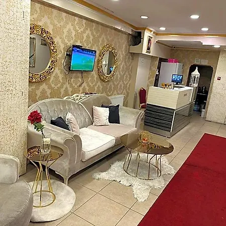 Hotel Sah 3*