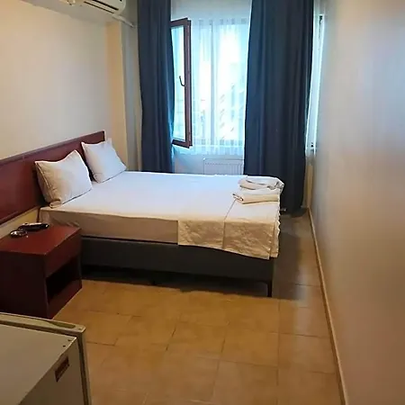 Hotel Sah 3*
