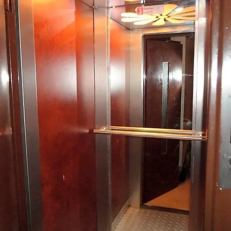 Sah Hotel 3*